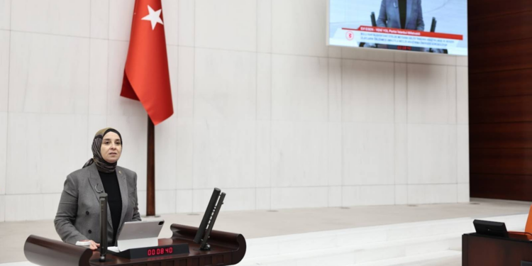 TBMM’de dahi yangın dedektörleri çalışmıyor, balık baştan kokar!