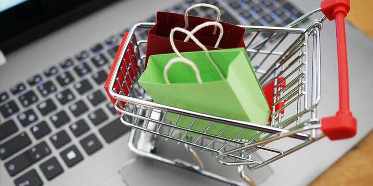 Ticaret Bakanlığı 2025 yılı e-ihracat hedefini 8 milyar dolar olarak belirledi