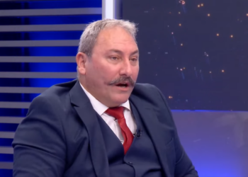Tolga Akalın: “31 Mart gecesi Erdoğan aradı, Meral Akşener o gece istifadan vazgeçti”