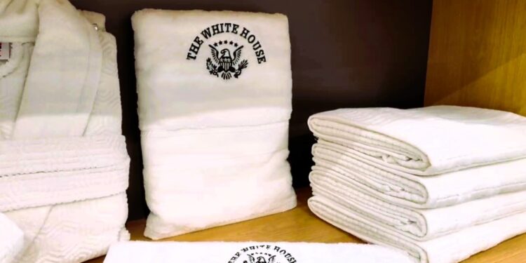Trump’ın Beyaz Saray’da kullanacağı havlular Denizli’de üretildi