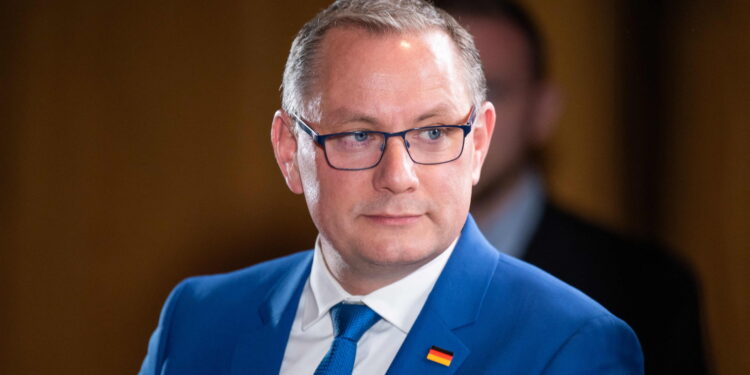 Trump’ın yemin törenine AfD lideri de davet edildi