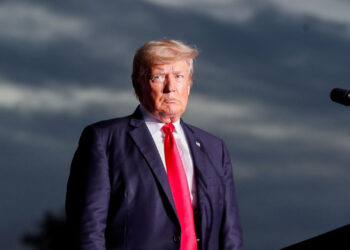 Trump'tan Başkanlığının İlk Gününde Rekor Kararname