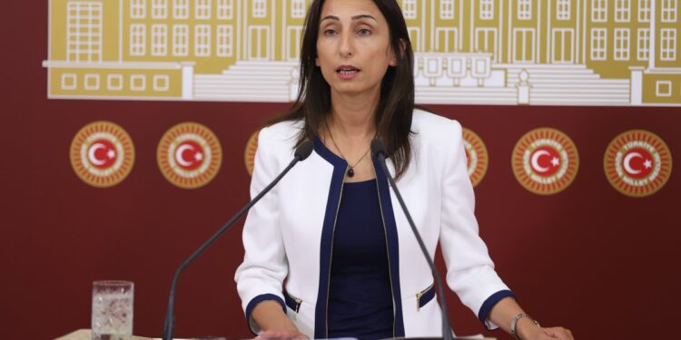 Tülay Hatimoğulları Oruç: Barışın tesisi için…