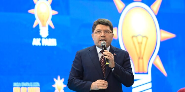 Tunç, gazetecilerin gözaltına alınma nedenini açıkladı