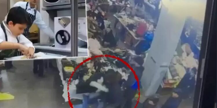 Ünlü şefin oğlunu bıçakladı: Yanlış çocuğa denk geldi!