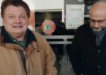 Vedat Milor'dan Kent Lokantası'na övgü: 40 liraya evde karın doyuran varsa lütfen bize bildirin