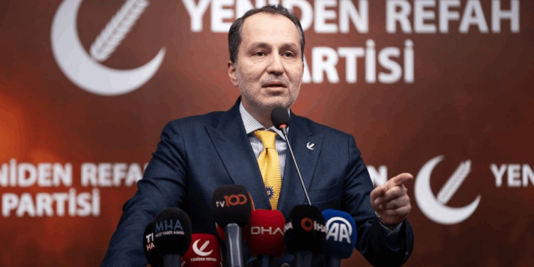 Yeniden Refah Lideri Fatih Erbakan Cumhurbaşkanı Adayı Olacağını Açıkladı