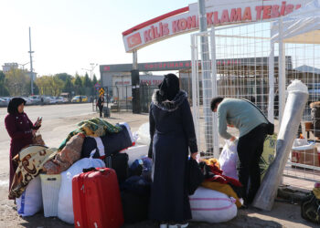Yerlikaya açıkladı; 9 Aralık’tan bu yana 81  bin Suriyeli ülkesine döndü
