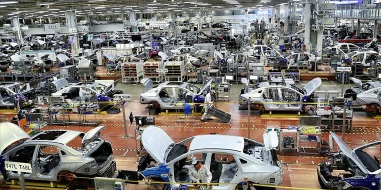 Çin’den gelen araçlara ek vergi yüzde 50’ye çıktı