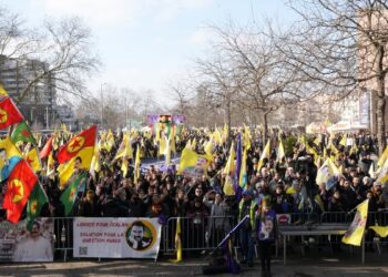 On binler Strazburg’da: Özgürlük mücadelesini büyütelim