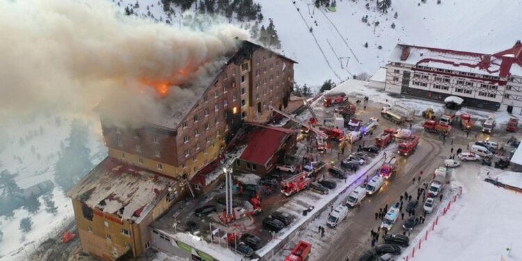 Yangın faciasında tutuklu sayısı 22’ye yükseldi