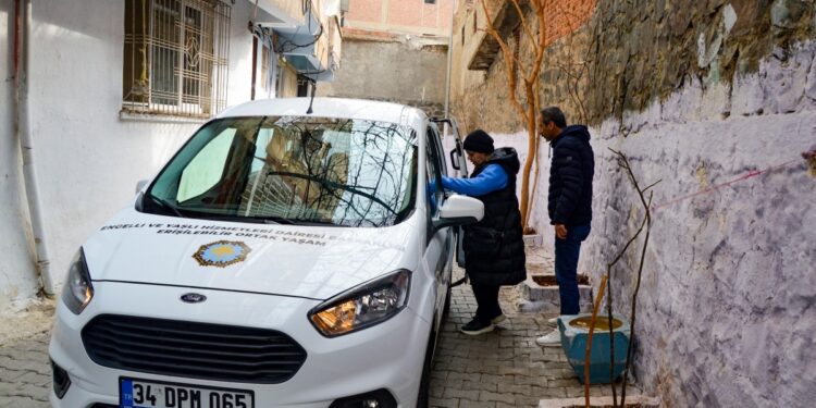 Kanser hastaları için Sosyal Taksi Projesi