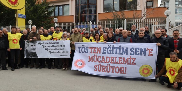 Eğitim Sen: Bakanlık suç işliyor