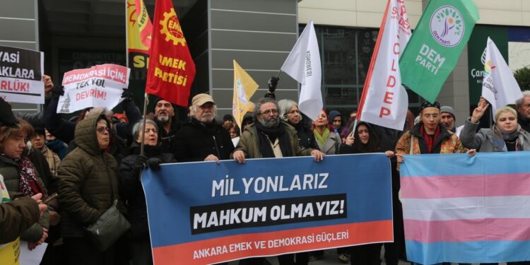 Ankara’da gözaltı ve tutuklamalar protesto edildi