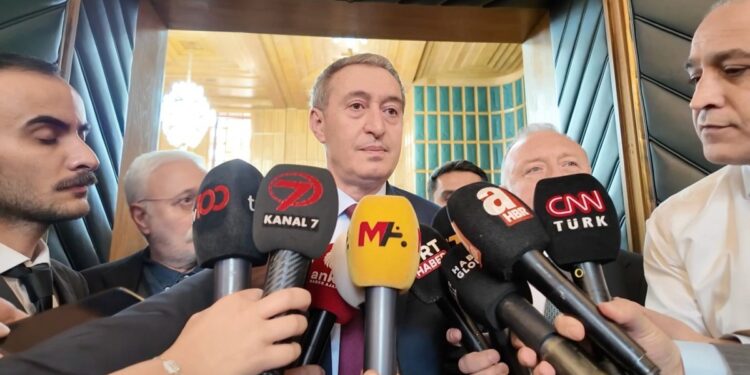 Bakırhan: Çağrının ciddiyetine uygun bir formül bulunsun