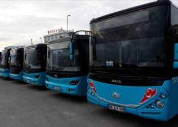 ‘Özel halk otobüslerinin indirimli kart kullandırtmama kararı geri alınsın’