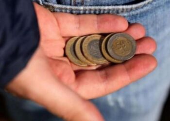 DİSK-AR: Asgari ücret bin 112 lira eridi
