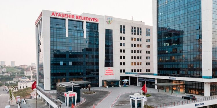İstanbul’da belediyelere operasyon: 10 gözaltı