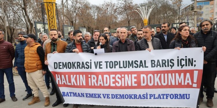 Kayyım protestosu: Wan halkının direnişini selamlıyoruz