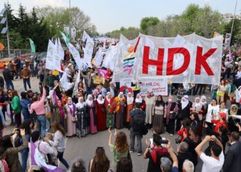 ‘HDK’ye operasyon özgür ve bir arada yaşama hedefine saldırıdır’