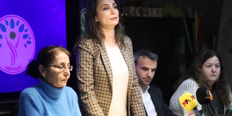 Tülay Hatimoğulları’ndan iktidara: Barış için biz hazırız, güven verici adımlar atın