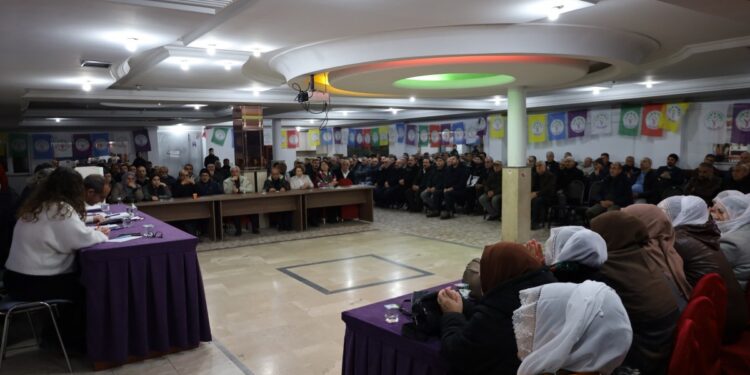 ‘Toplumsal Barış ve Özgürlük Buluşmaları’ devam ediyor: Barışa hazırız