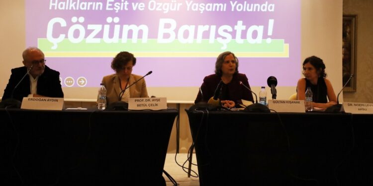 ‘Çözüm barışta’ konferansı sona erdi: Barışı mutlaka kazanacağız