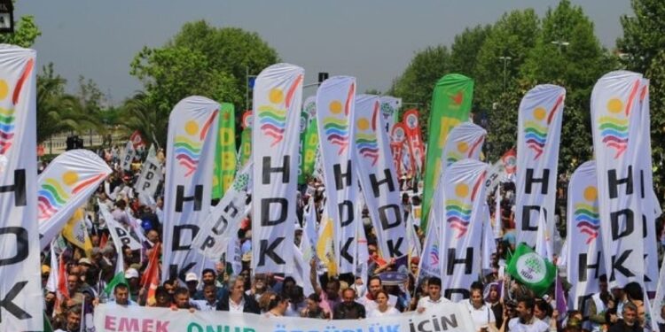 HDK soruşturmasında 30 kişi tutuklandı