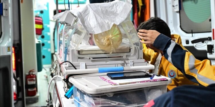 Yenidoğan Çetesi davasında 4 tahliye