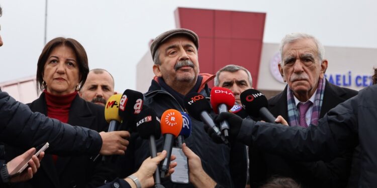 DEM Parti’den 3’üncü İmralı görüşmesi açıklaması
