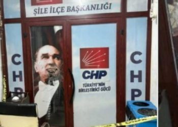CHP Şile İlçe Binasına taşlı saldırı