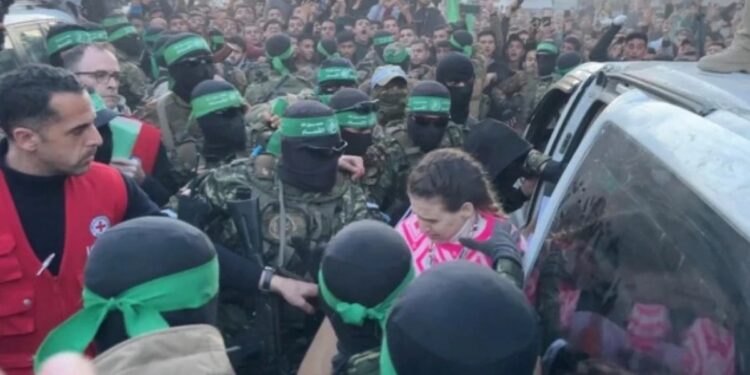 Hamas: Tehdit dili işleri karmaşıklaştırıyor