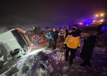 Çewlîg-Amed yolunda kaza: En az 4 ölü 32 yaralı