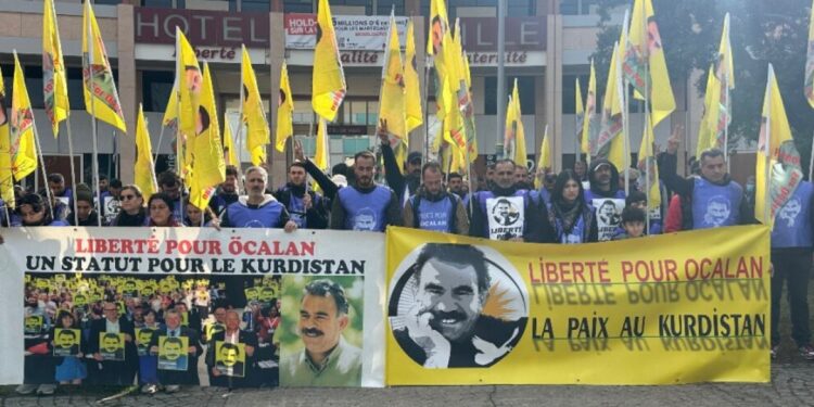 Fransa’da üç günlük uzun yürüyüş başladı