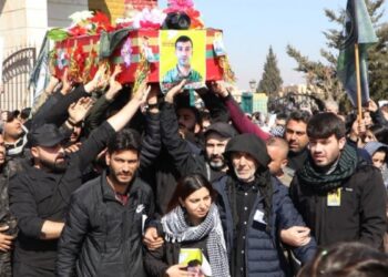 Gazeteci Egîd Roj Hesekê’de toprağa verildi
