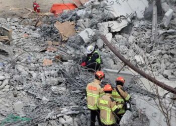 Güney Kore’de otoyol inşaatı çöktü: 4 ölü, 6 yaralı