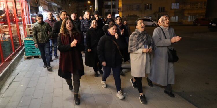 Kayyıma karşı ses çıkarma eylemi
