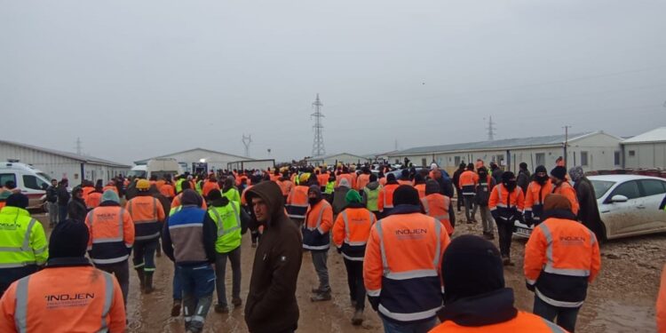 Wêranşar’da GES işçileri iş bıraktı