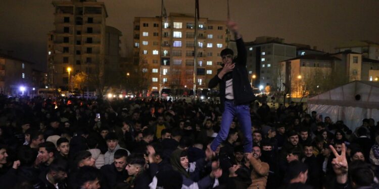 Wan’da nöbet sürüyor: Nasıl direngen bir halk olduğunuzu tüm dünyaya gösterdiniz
