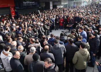 İzmir’den Wan’a direniş köprüsü kurulmalı