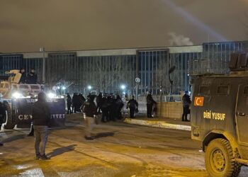 Wan’da kayyım bilançosu: 400 gözaltı, işkence, tutuklama