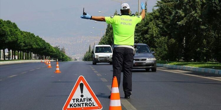 135 bin 140 sürücü ve araca işlem yapıldı
