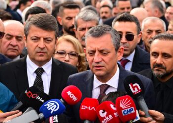 40 milyon dolar deprem vergisi toplayıp 8 tane imar affı çıkardılar