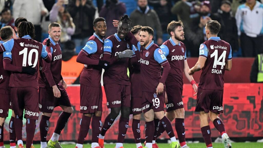 7 Gollü Müthiş Maç! Trabzonspor Çeyrek Finalde