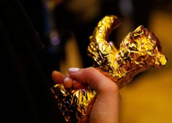 75. Berlin Film Festivali'nde Kazananlar Belli Oldu: Altın Ayı Ödülü Drommer Filmine Gitti