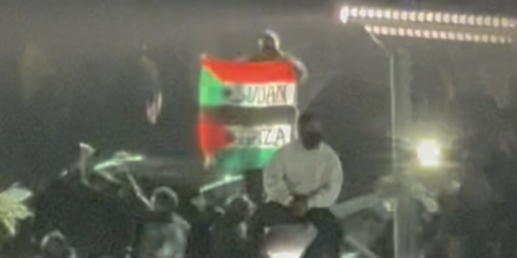 ABD’de 120 milyonun izlediği Super Bowl’da Gazze ve Sudan protestosu