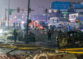 ABD’nin Philadelphia kentinde 6 yolculu uçak düştü