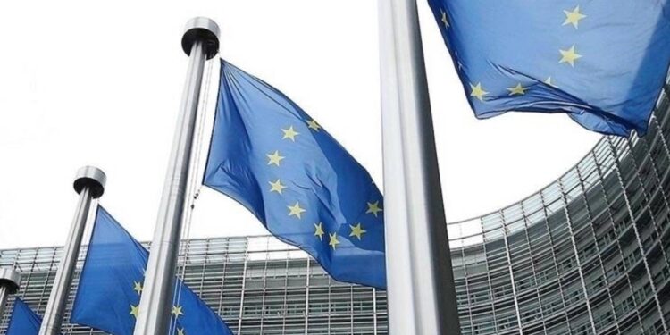 AB'den 100 Milyar Avroluk Temiz Üretim Destek Paketi