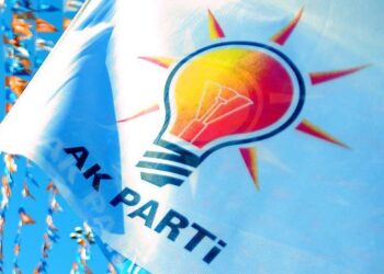 AKP'li Kandemir: Eski isimler göreve gelebilir