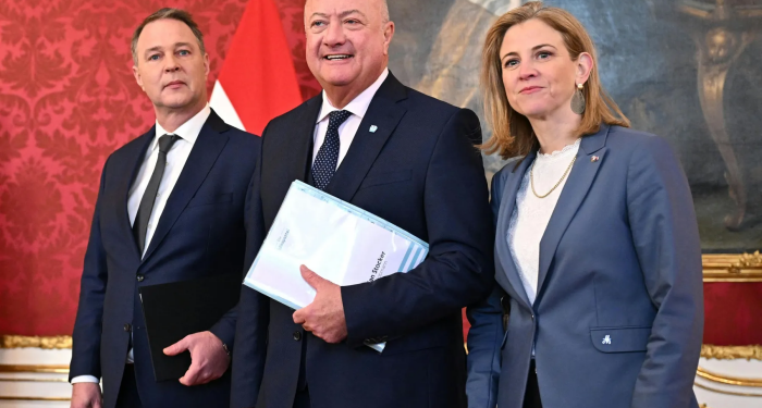 AVUSTURYA | Yeni hükümet kuruldu, en çok oyu alan parti dışarıda kaldı